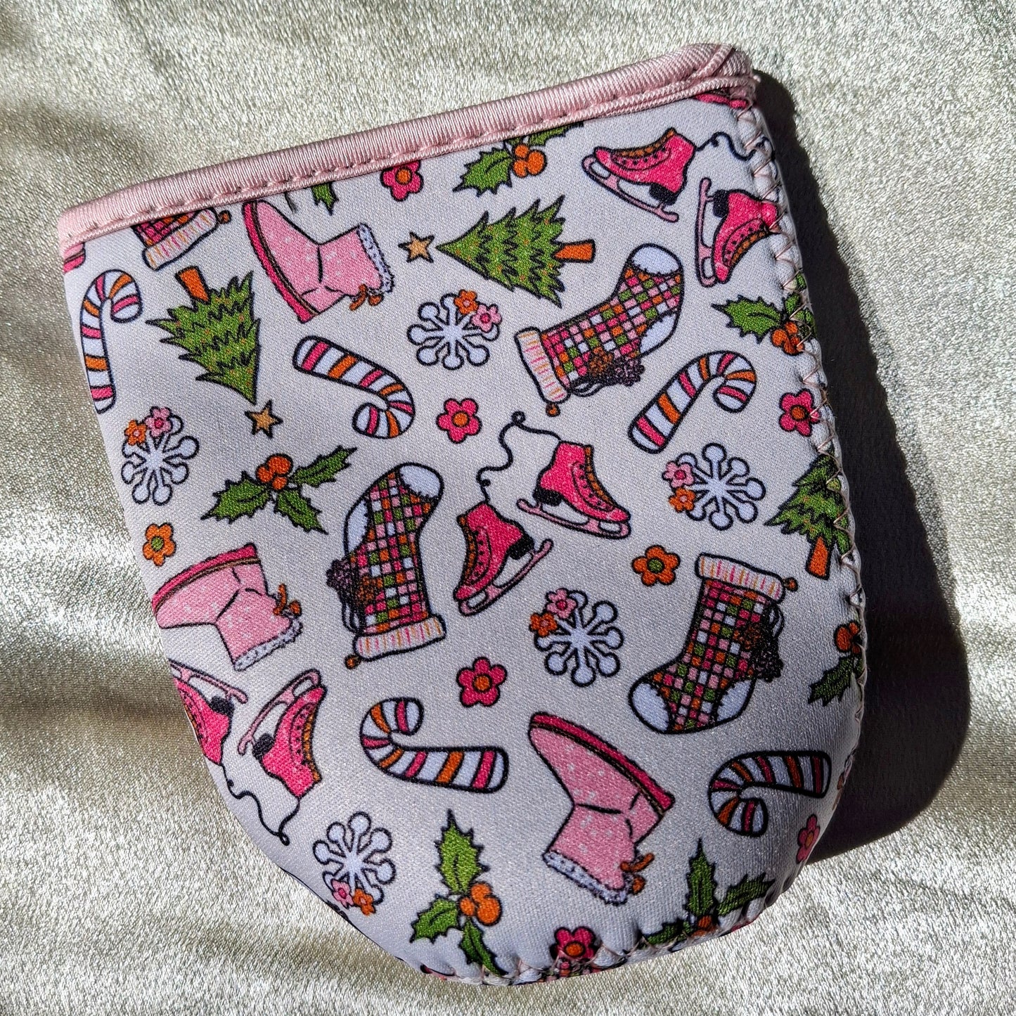 PINK CHRISTMAS CUP SLEEVE